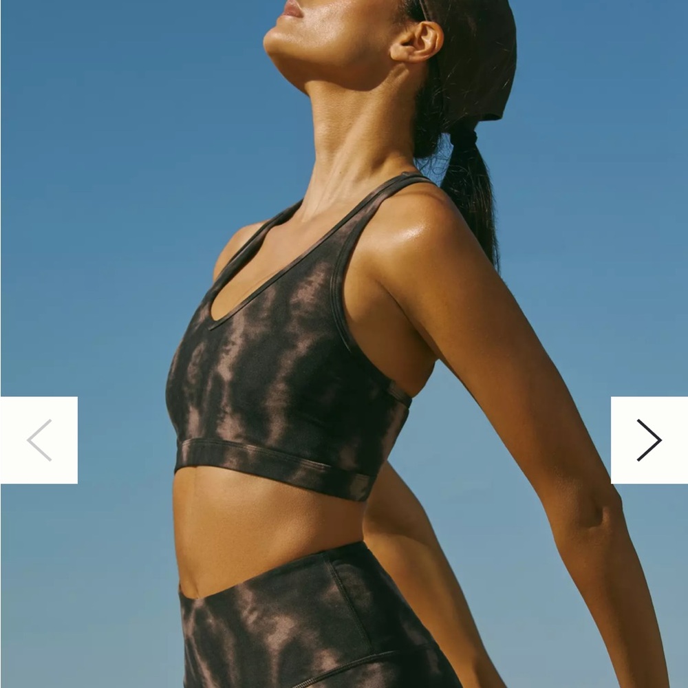 Varley NEW Let's Move Sports Bra - Picture 4 of 8